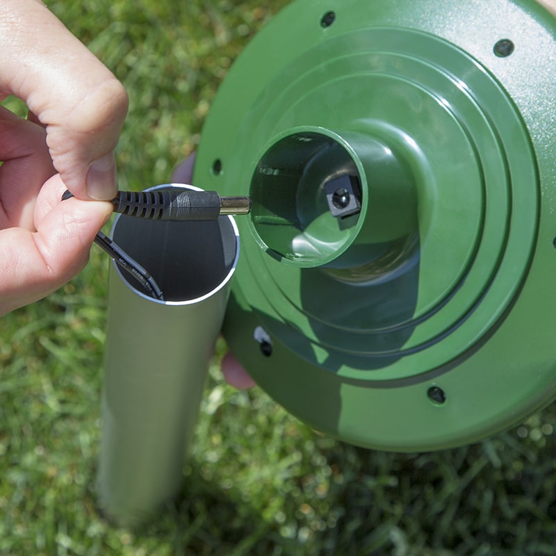 Solar Snake Repeller 3-pack – solar-powered stakes to deter snakes, moles, and burrowing pests from yards and gardens